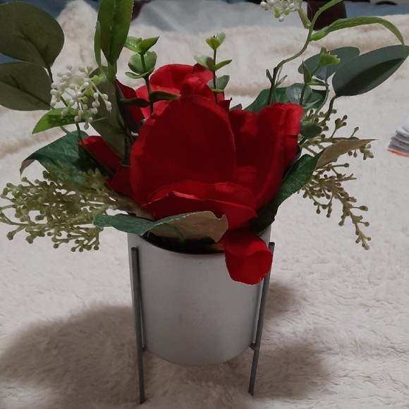 Floral Pitcher and Colorful Ceramic Dish Set and Floral - Picture 7 of 8